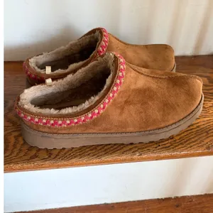 White Mountain Womens Size 10 Chestnut Suede Faux‎ Fur Lined Slippers Pink Trim thumbnail 3