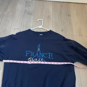 Vintage Paris France Embroidered Navy Blue Sweatshirt Eiffel Tower size S/M thumbnail 3