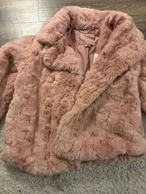 Francesca's NWT Joujou textured faux fur jacket in pink. Size Large thumbnail 2