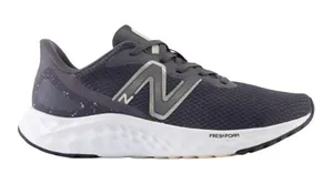 New Balance Women's Fresh Foam Arishi v4 in Grey/Beige, Size 10 Wide thumbnail 1
