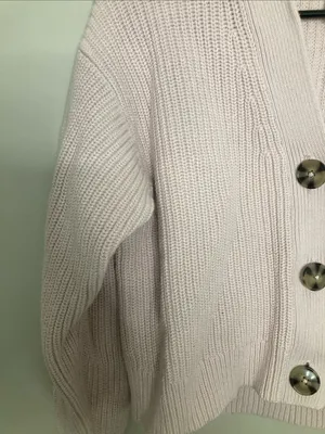 H&M Cropped Ribbed Button Cardigan in Pale Pink thumbnail 4