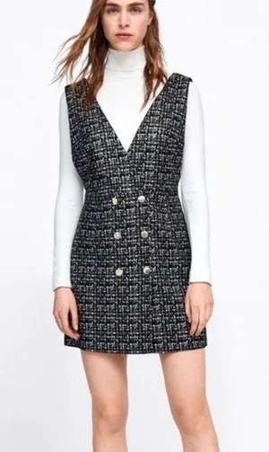 Dress thumbnail 1