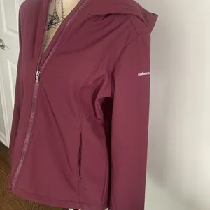Avalanche burgundy Ski & Snow Jacket Lightweight Performance thumbnail 2