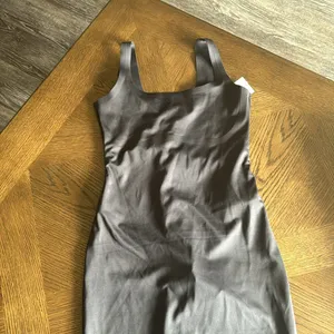 SKIMS BODY TANK LONG SLIP DRESS, Size Small, $118 thumbnail 13