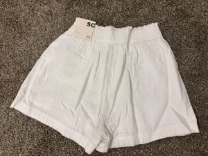 White linen Kohls Shorts thumbnail 2