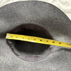 Womens OS 100% Wool Hat‎ Gray Felt Floppy Leather Bow Dainty Romantic Feminine thumbnail 9
