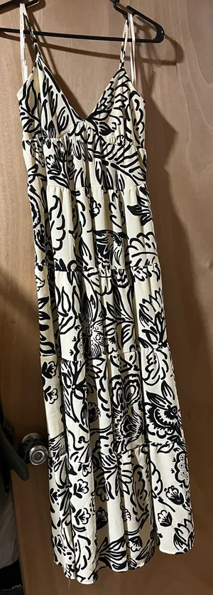 Monteau Dress thumbnail 1