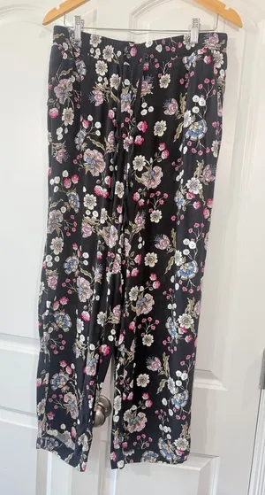 Chico’s Black Floral Wide-Leg Pants thumbnail 1
