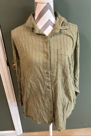 American Eagle Outfitters Olive Green Button-Down Shirt thumbnail 1
