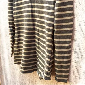 Reformation Shirt‎ thumbnail 3