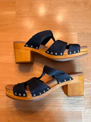 UGG Black Suede Studded Wood Block Heel Sandals thumbnail 8