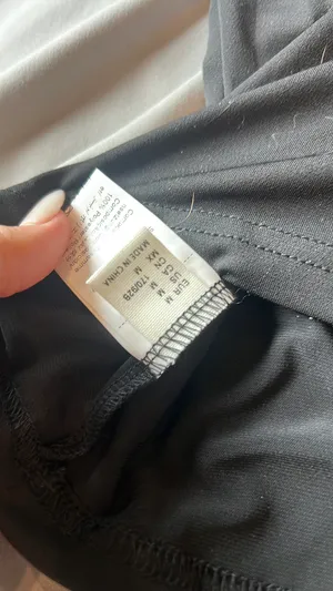 Black  Top thumbnail 3