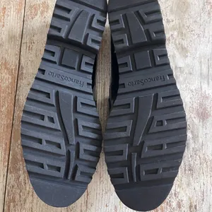 Women’s Carolynn Black Patent Lug Sole Loafers Tassels Size 10 thumbnail 10