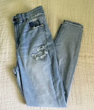 American Eagle Curvy Jeans thumbnail 1