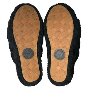 Ugg Fluff Yeah Slide Slippers Womens 8 Black Plush Sheepskin‎ Logo Soft Fur Cozy thumbnail 9