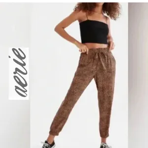 🆕 NWOT Aerie Elastic-Waist Leopard Lounge Pants S 🆕 thumbnail 2