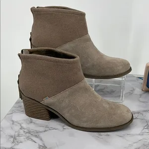TOMS Lacy Ankle Bootie Taupe Zip Up Casual Boho 8.5 Tan‎ Stacked Block Heel thumbnail 1
