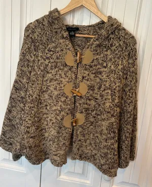 BCBGMaxazria Tan Toggle Bolt Hooded Caridgan Size Small‎ thumbnail 1