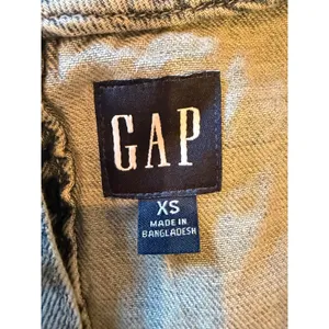 Gap Denim Tank Top Women XS Blue Light Wash NWT Chambray Button Back Top Preppy thumbnail 8