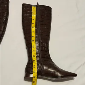 Gianni Bini Brown Croc-Embossed Heeled Boots thumbnail 8