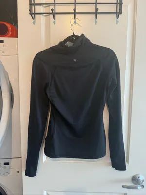 Lululemon Full Tilt Long Sleeve Cowl Neck Top Size 6 Black thumbnail 5