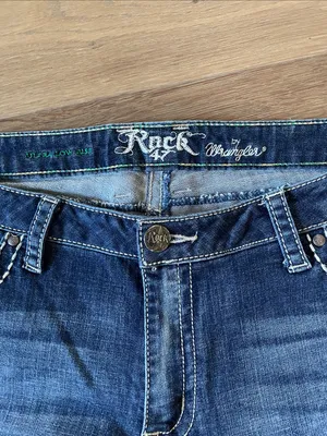 Wrangler Rock 47 Ultra Low Rise Bootcut Jeans Size 32X32 Embroidered/Rhinestones thumbnail 6