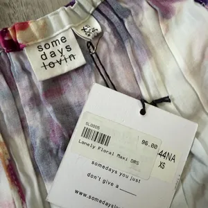 Revolve NWT- SOMEDAYS Lovin Lonely Ivory Floral Print Side Slit MaxiDress size xs thumbnail 6