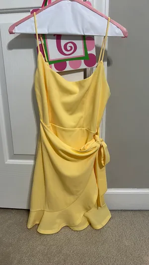 Lucy in the Sky Capri Ruffle Tie Dress in Light Yellow thumbnail 5
