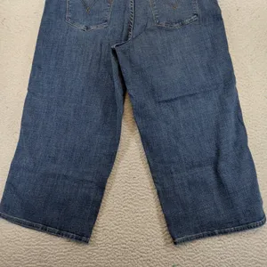 Levis Classic Wide Leg Crop Jeans Womens 16 Medium Wash Blue High Rise thumbnail 10