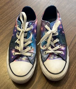 Converse Satin Galaxy Low Top Shoes Size 6 thumbnail 1