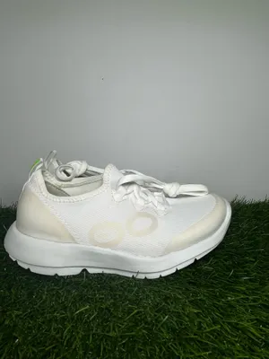 OOFOS Lightweight Comfort Shoes White Cream Women’s Size 5 thumbnail 3