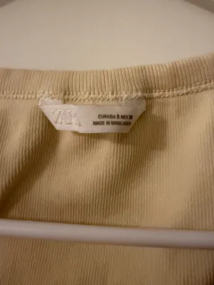 ZARA Butter Yellow Square Neck Ribbed Crop Top thumbnail 3