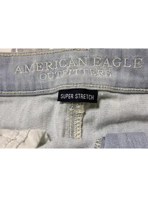 American Eagle Hi-Rise Shortie Denim Shorts Women’s Size 8 Light Wash Lace Hem thumbnail 4