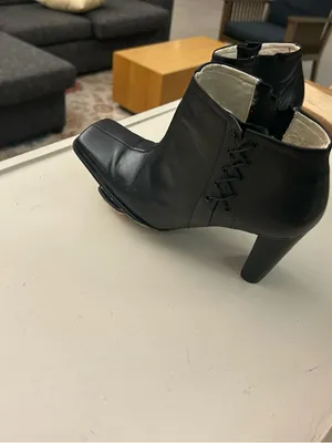 BCBG Max Azria BCBGirls Women's Black Lace-Detail Ankle Booties 7.5 thumbnail 7