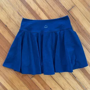 Beyond Yoga Spacedye Hot Shot Circle Skirt in Nocturnal Navy Size S thumbnail 4
