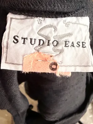 Vintage Studio Ease Black Linen Dress thumbnail 5
