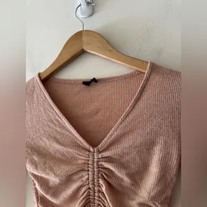 Urban Outfitters Out From Under Light Pink Ribbed Cinched Crop Long‎ Sleeve Top thumbnail 3