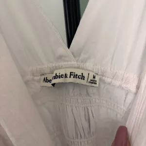 Abercrombie & Fitch Crinkle Textured Smocked Waist Maxi Dress Women's Sz Medium thumbnail 4