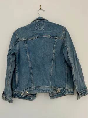 Classic Light Wash Denim Jacket Massimo Dutti thumbnail 4