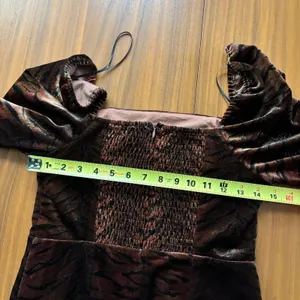 Le Lis Dress Medium Bronze Tiger Print Velvet Square Neck Long Sleeve Whimsygoth thumbnail 4