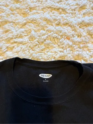 Old Navy Women's Black Thermal Long-Sleeve Shirt thumbnail 3