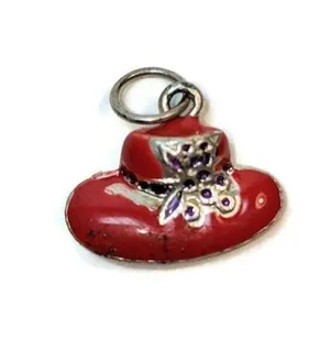 Red Hat Charm A362 thumbnail 1
