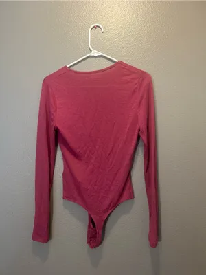 Abercrombie & Fitch Slim and Cozy Ruched V-Neck Bodysuit Pink Size S GUC thumbnail 2