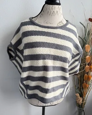 Free People Womens Grey‎ Cream Striped Wool Blend Popcorn Knit Sweater Vest M thumbnail 1