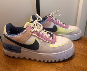 Nike Air Force 1 thumbnail 1