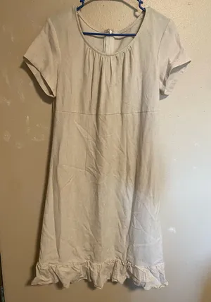 Light Tan Dress Size M thumbnail 1