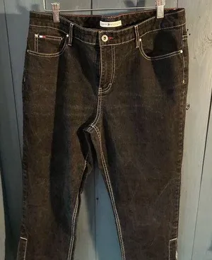Tommy Hilfiger Classic Fit Cropped Pants Jeans Women’s 14 Black Vintage thumbnail 1