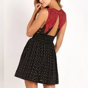 Free People Walking Through My Dreams Mini Dress Women’s Medium Black/Red Floral thumbnail 3
