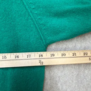 Liz Claiborne Vintage S Quiet Luxury Green Angora Wool Blend Side Button Sweater thumbnail 8
