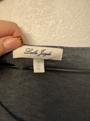 grey sweater Gray Size M thumbnail 3